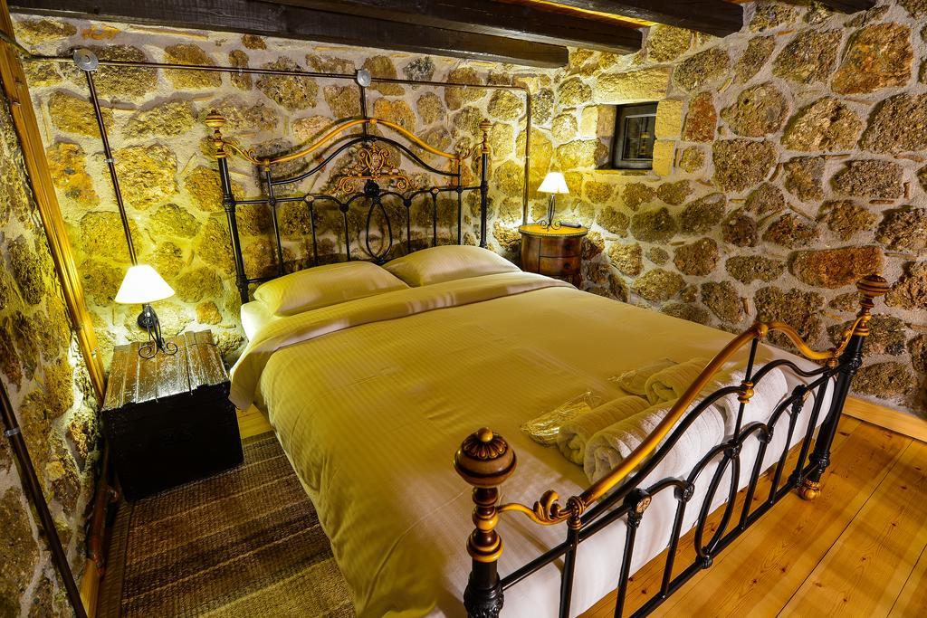 Varnevo Guesthouse Ano Trikala Esterno foto