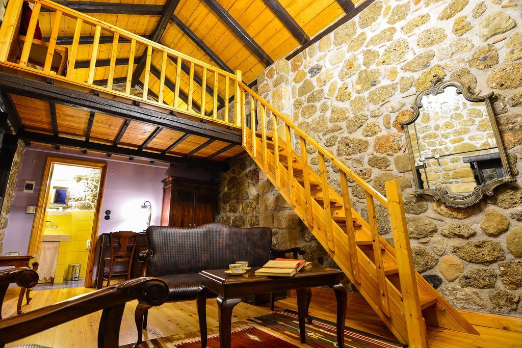 Varnevo Guesthouse Ano Trikala Esterno foto