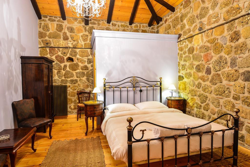 Varnevo Guesthouse Ano Trikala Esterno foto